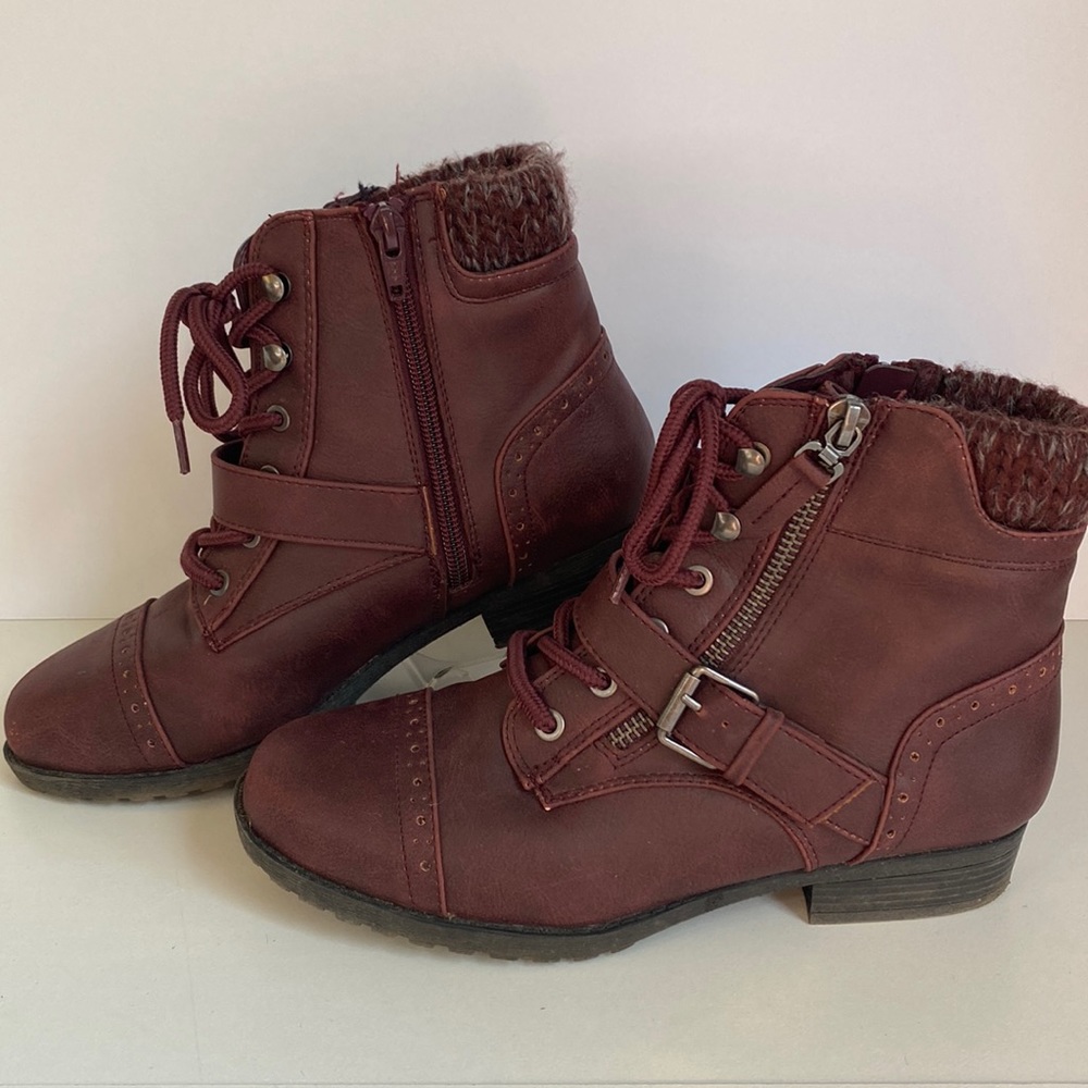 SO Hackberry Women's Ankle Boots burgundy Brown 6